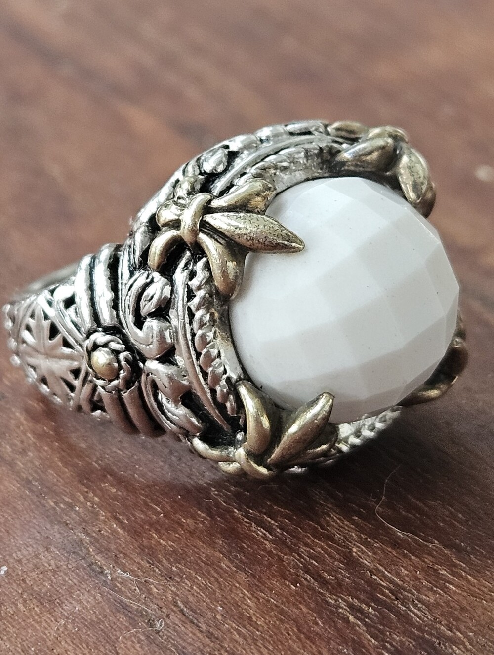 Vintage Designer Sterling Silver White Quartzite Cocktail Ring Two-Tone Sz8